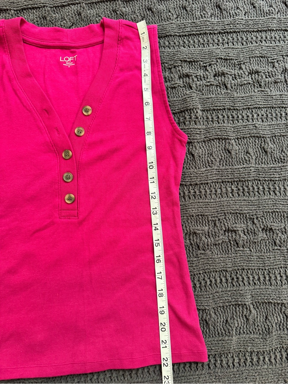 LOFT Women's Sleeveless Tank (Pink, Medium) With Buttons on front - Picture 7 of 7